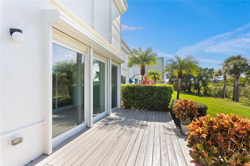 For Sale: $450,000 (2 beds, 2 baths, 1245 Square Feet)