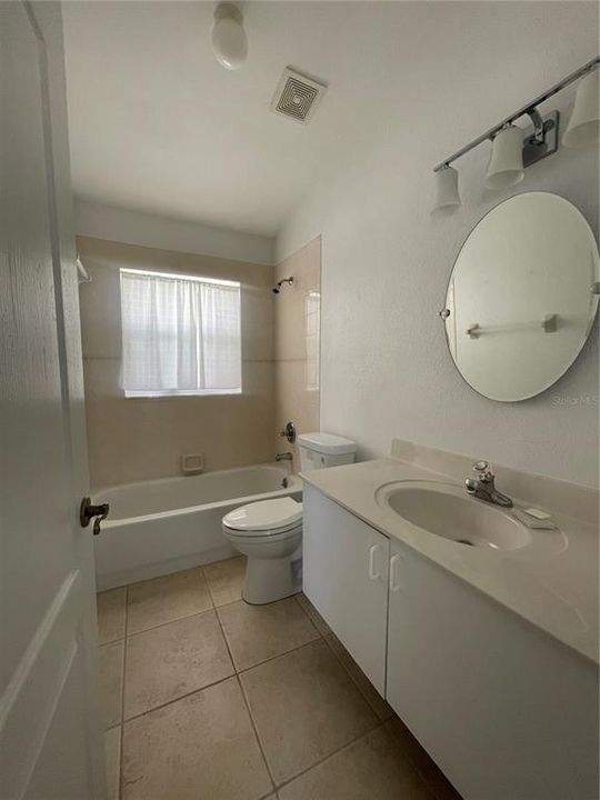 В аренду: $2,650 (3 спален, 2 ванн, 1286 Квадратных фут)