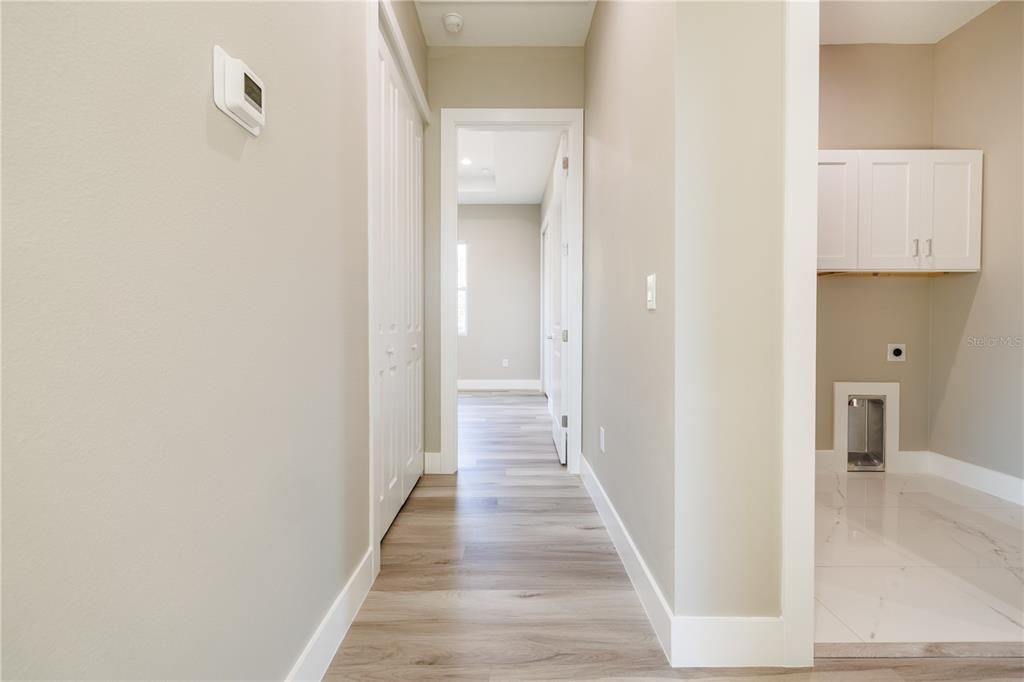 En Venta: $847,900 (4 camas, 3 baños, 2368 Pies cuadrados)