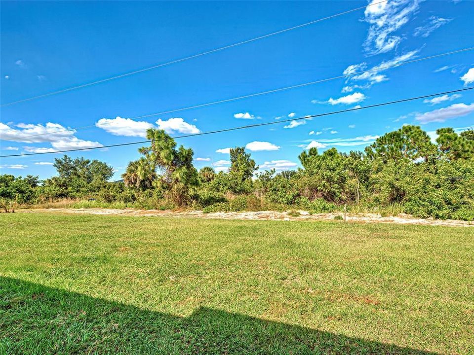 For Sale: $499,000 (6 beds, 0 baths, 2252 Square Feet)