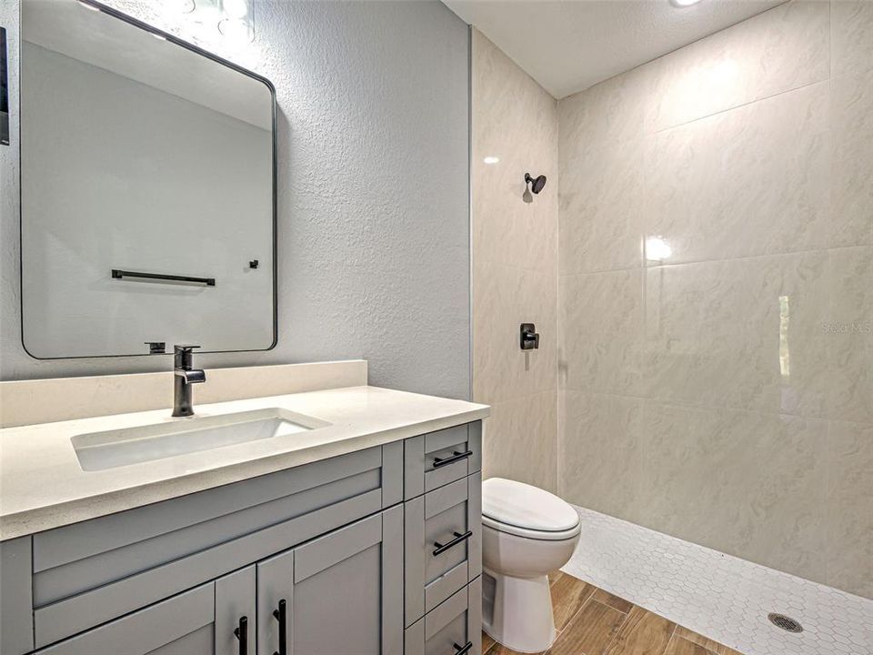 For Sale: $499,000 (6 beds, 0 baths, 2252 Square Feet)