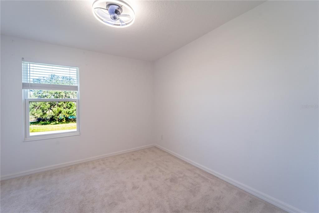 For Rent: $1,800 (3 beds, 2 baths, 1606 Square Feet)