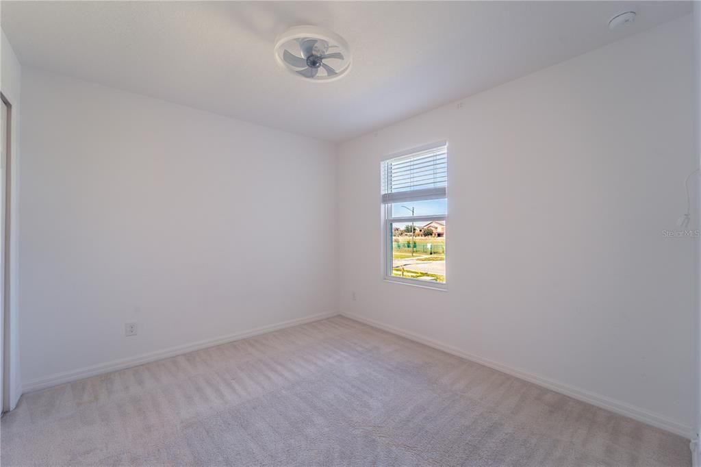 For Rent: $1,800 (3 beds, 2 baths, 1606 Square Feet)