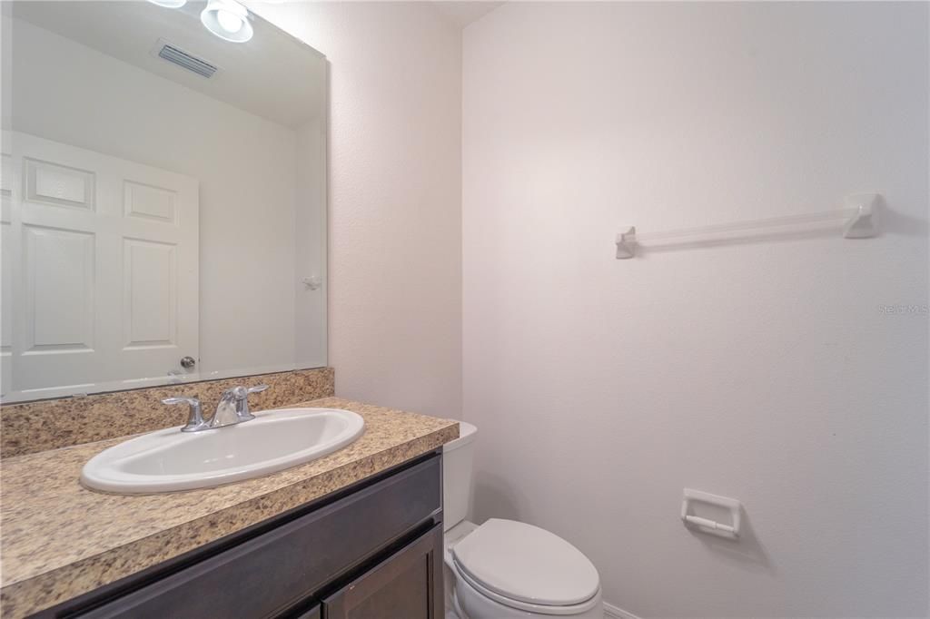 For Rent: $1,800 (3 beds, 2 baths, 1606 Square Feet)