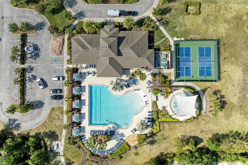 Active With Contract: $325,000 (4 beds, 2 baths, 2035 Square Feet)