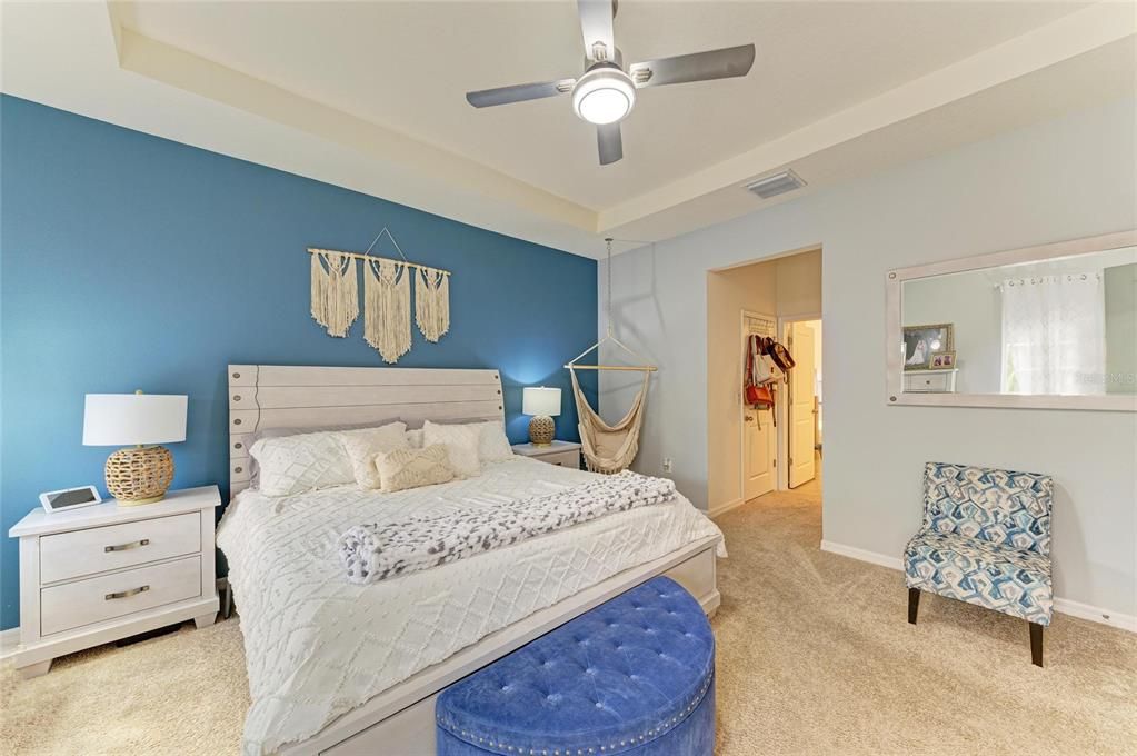 Active With Contract: $325,000 (4 beds, 2 baths, 2035 Square Feet)