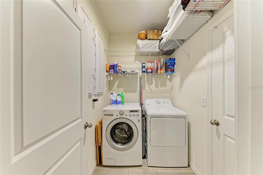 Active With Contract: $325,000 (4 beds, 2 baths, 2035 Square Feet)