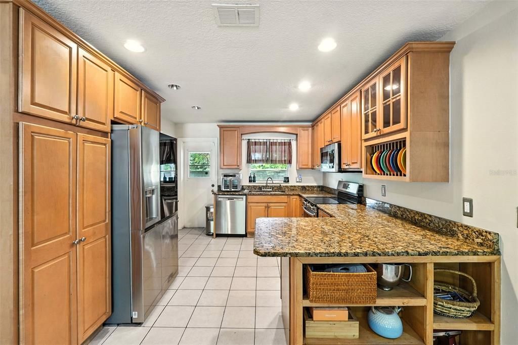 Active With Contract: $499,900 (4 beds, 2 baths, 1849 Square Feet)