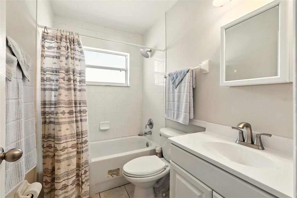 Active With Contract: $499,900 (4 beds, 2 baths, 1849 Square Feet)