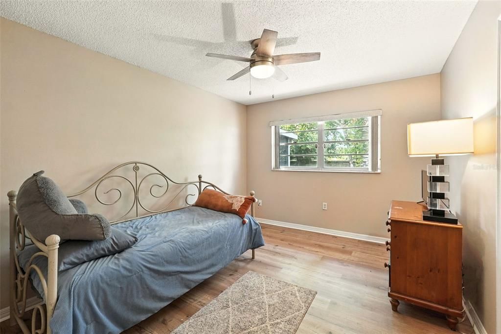 Active With Contract: $499,900 (4 beds, 2 baths, 1849 Square Feet)