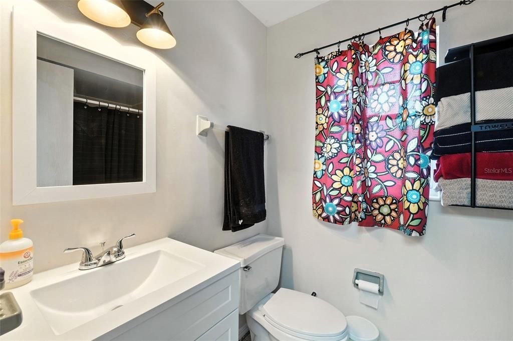 Active With Contract: $499,900 (4 beds, 2 baths, 1849 Square Feet)