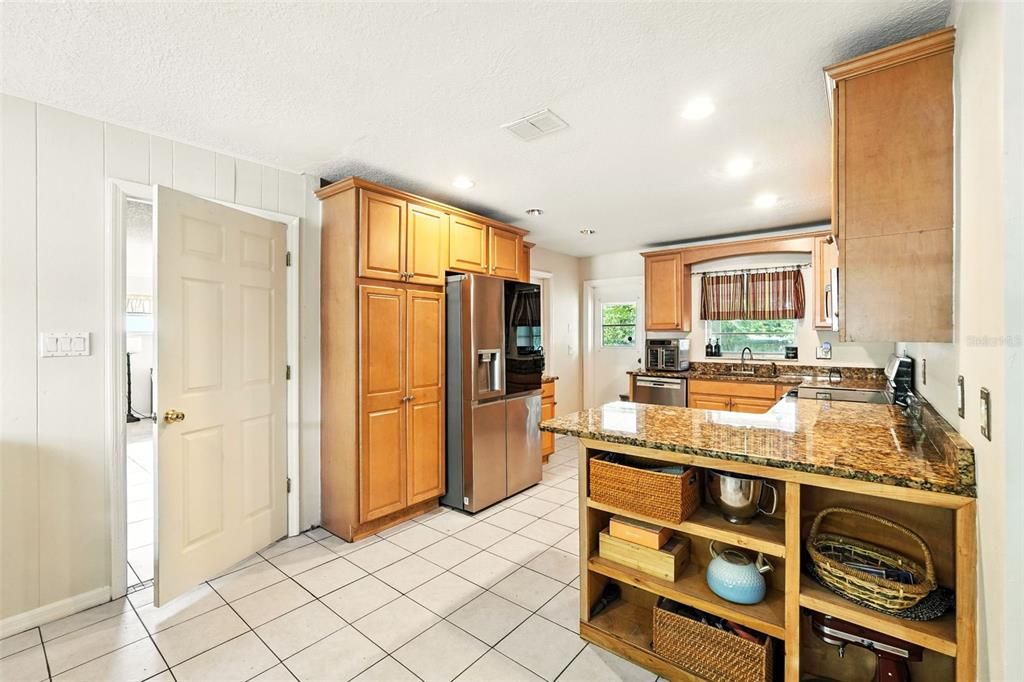 Active With Contract: $499,900 (4 beds, 2 baths, 1849 Square Feet)