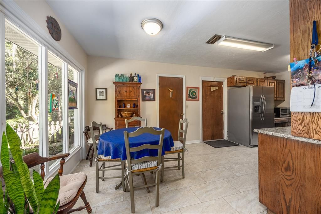 待售: $1,798,000 (3 贝兹, 3 浴室, 1897 平方英尺)