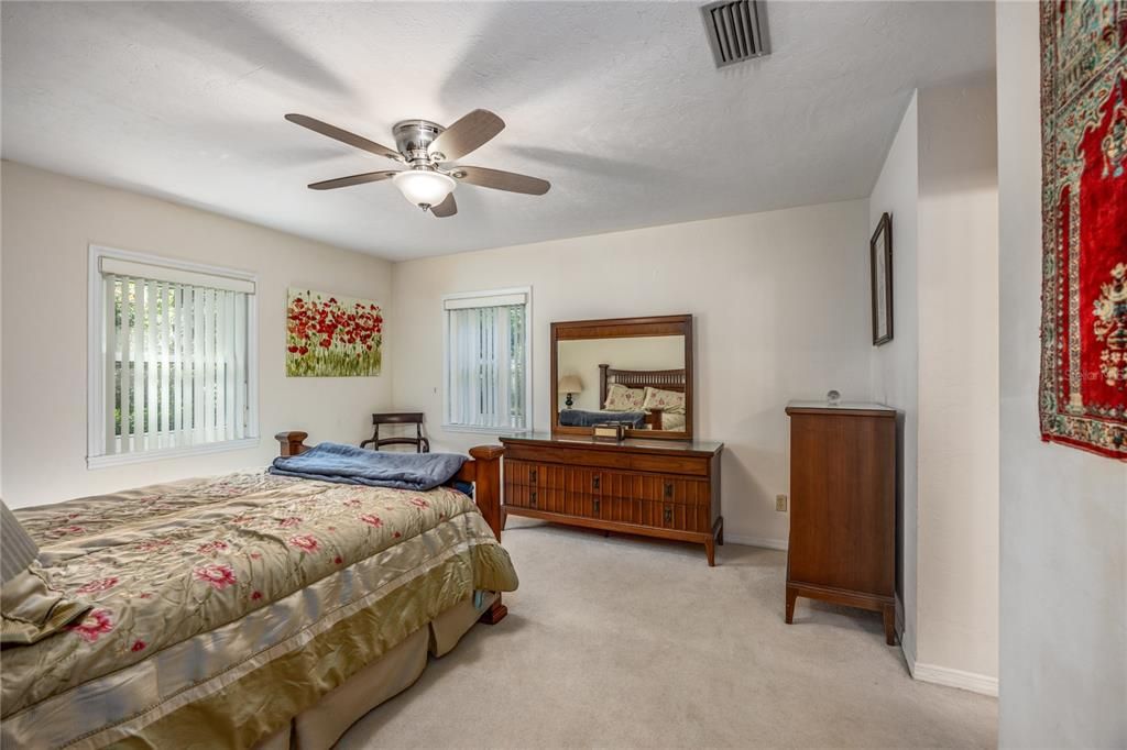 待售: $1,798,000 (3 贝兹, 3 浴室, 1897 平方英尺)