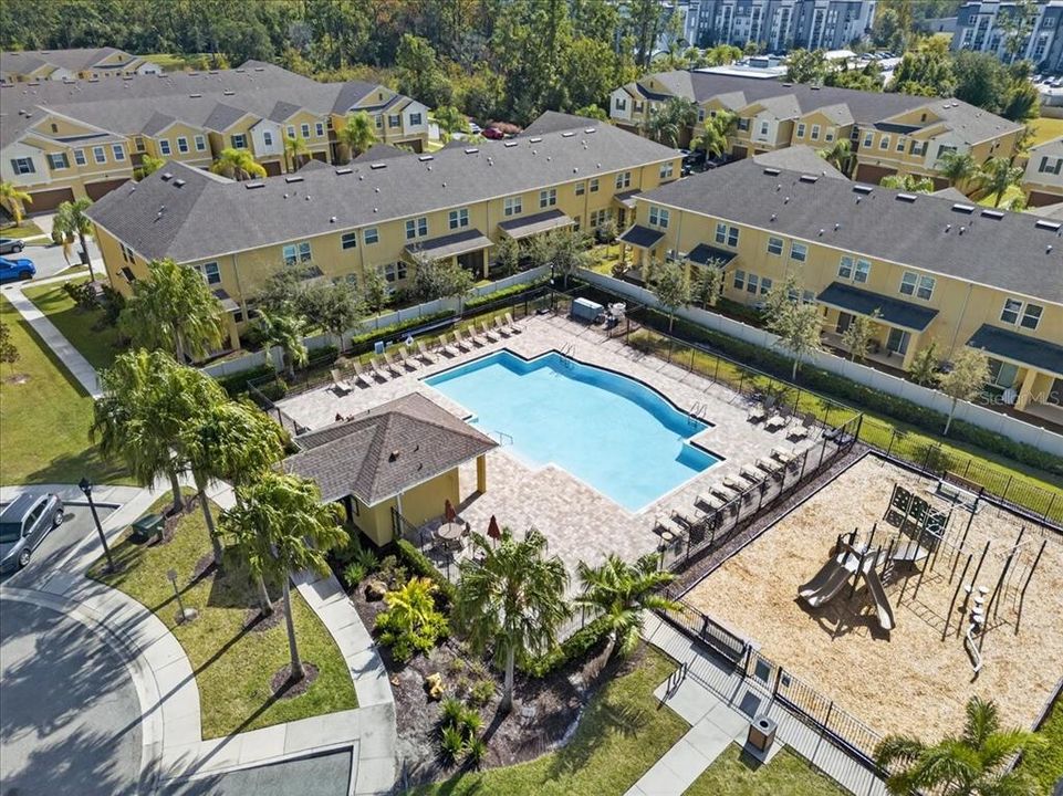 Active With Contract: $334,990 (3 beds, 2 baths, 1741 Square Feet)