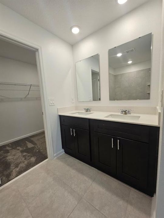 For Rent: $2,100 (4 beds, 2 baths, 1879 Square Feet)