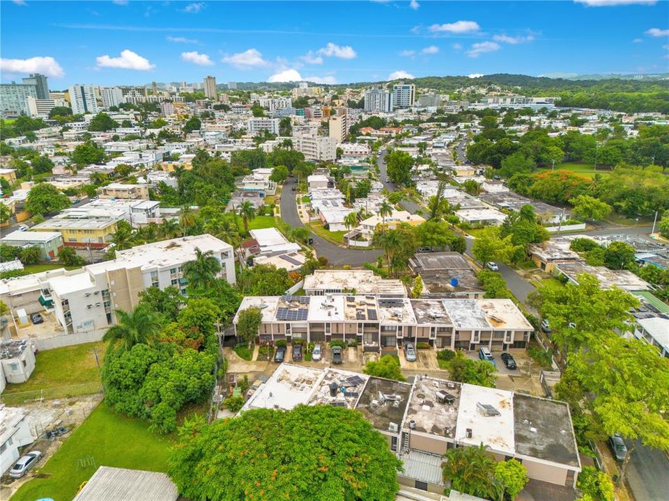 В аренду: $2,750 (4 спален, 2 ванн, 1552 Квадратных фут)