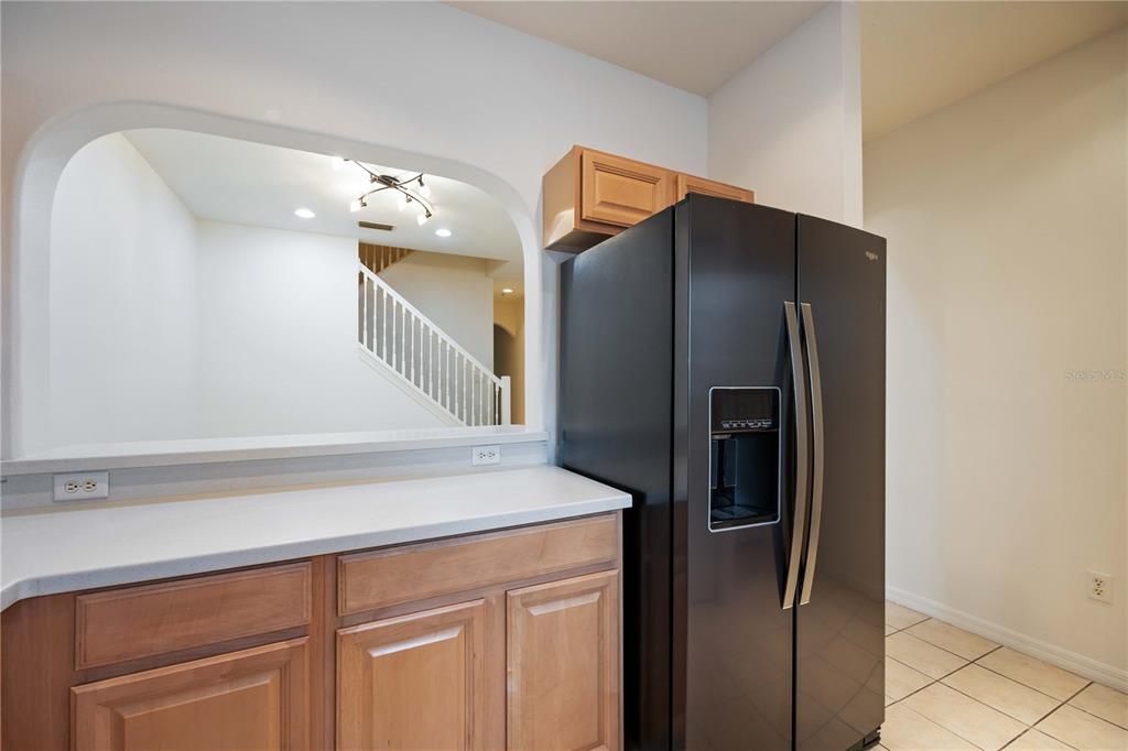 На продажу: $217,900 (2 спален, 2 ванн, 1539 Квадратных фут)