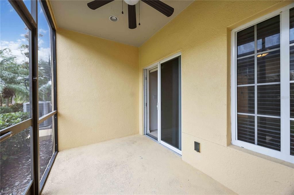 На продажу: $217,900 (2 спален, 2 ванн, 1539 Квадратных фут)