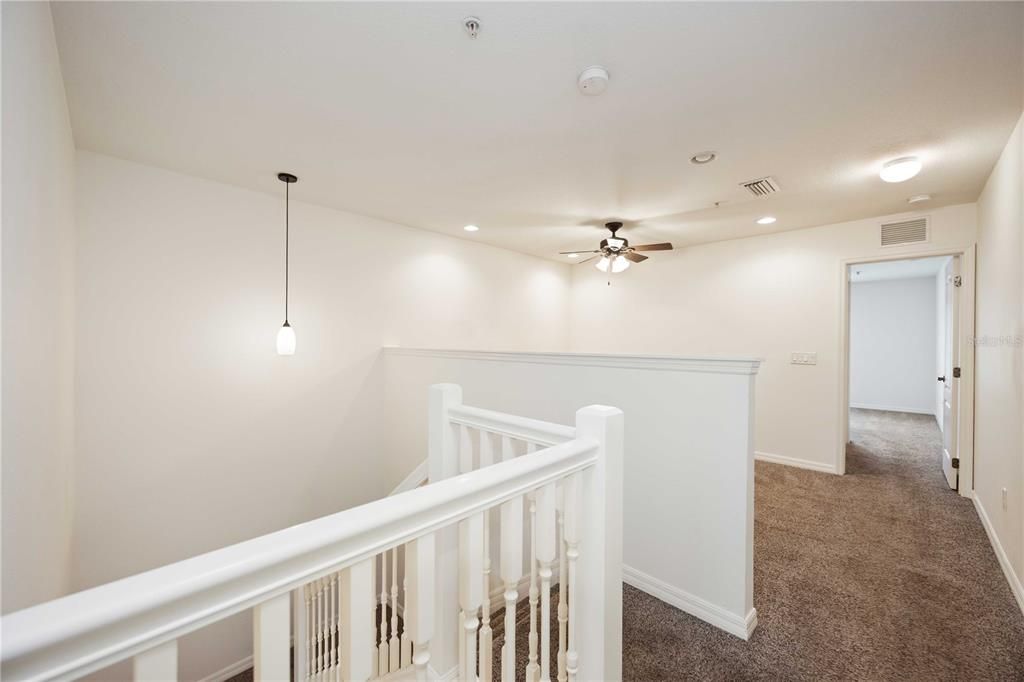 На продажу: $217,900 (2 спален, 2 ванн, 1539 Квадратных фут)