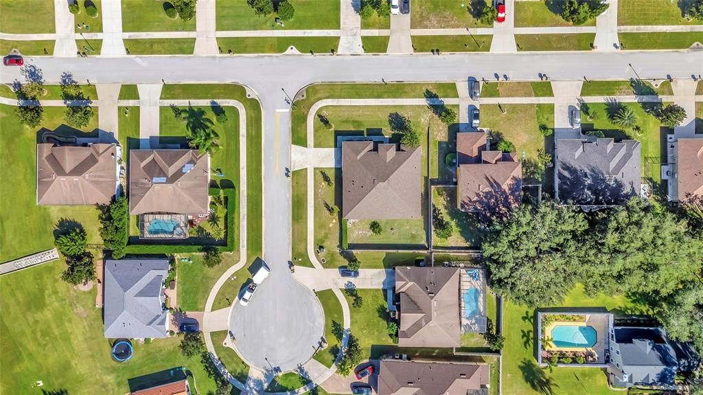 For Sale: $575,000 (4 beds, 3 baths, 2617 Square Feet)