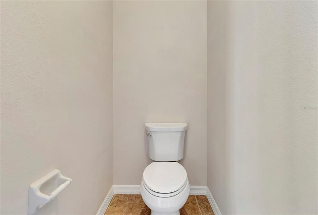 For Sale: $575,000 (4 beds, 3 baths, 2617 Square Feet)