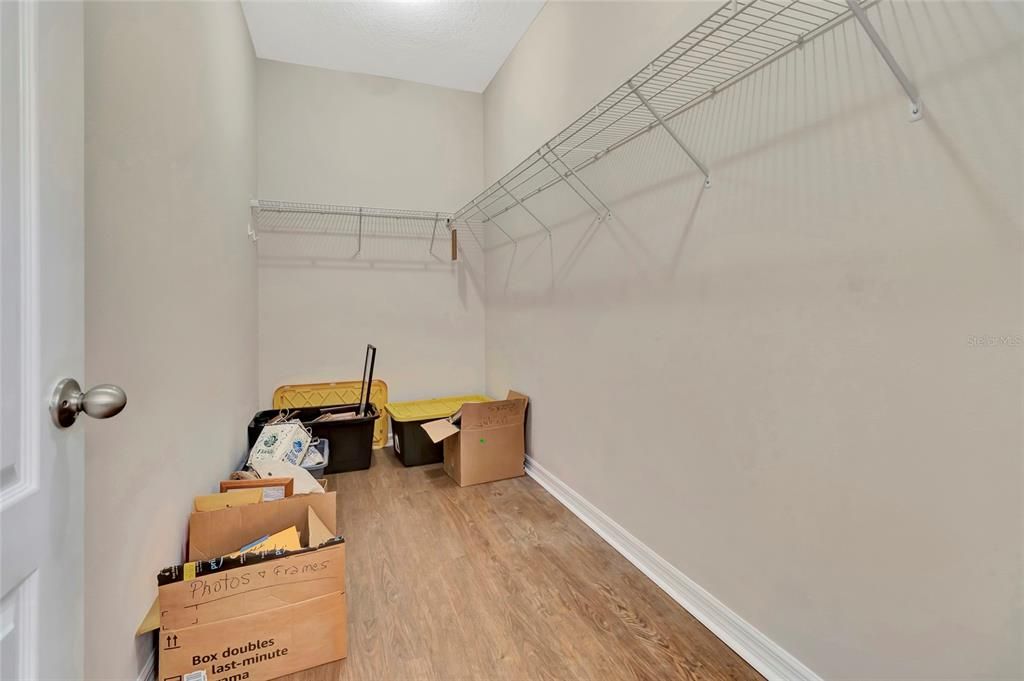 For Sale: $575,000 (4 beds, 3 baths, 2617 Square Feet)