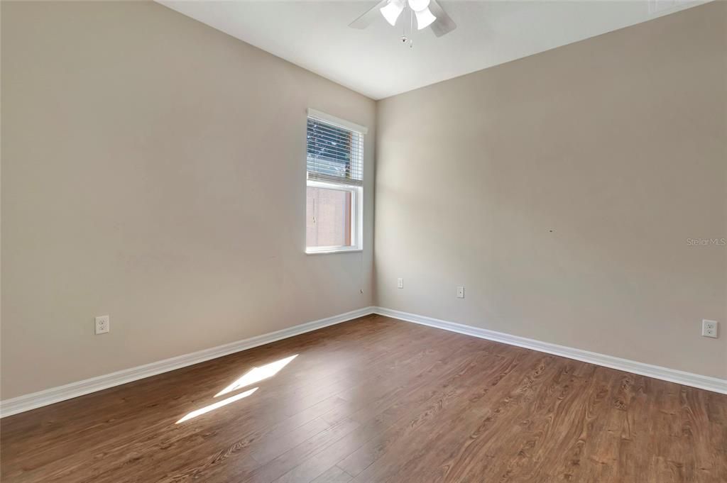 For Sale: $575,000 (4 beds, 3 baths, 2617 Square Feet)