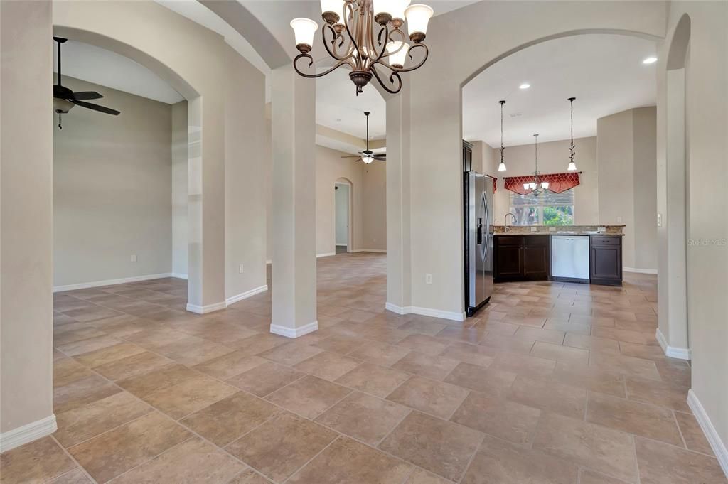 For Sale: $575,000 (4 beds, 3 baths, 2617 Square Feet)