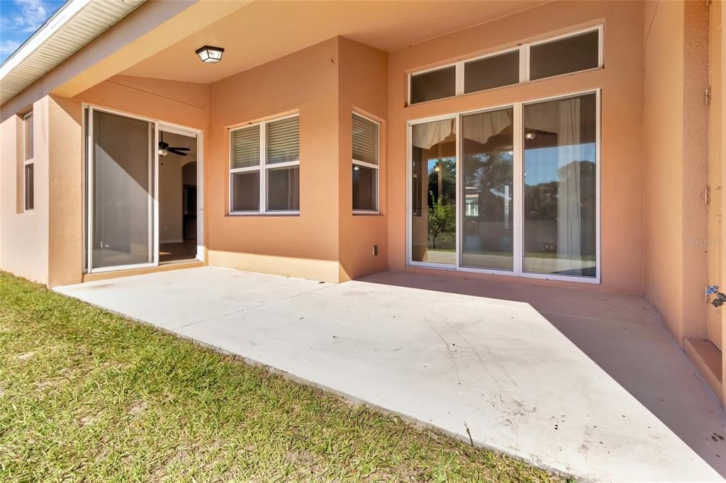 For Sale: $575,000 (4 beds, 3 baths, 2617 Square Feet)