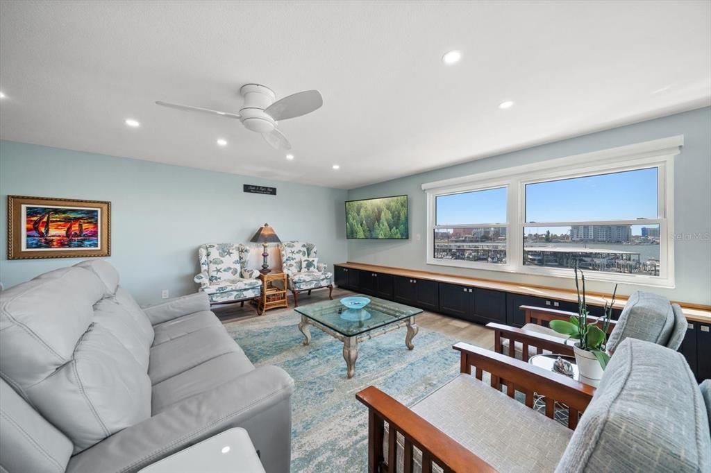 待售: $999,000 (3 贝兹, 3 浴室, 1772 平方英尺)