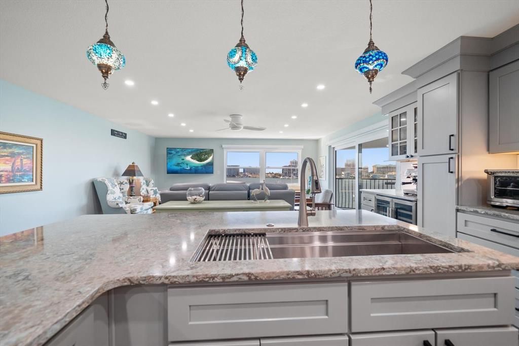 待售: $999,000 (3 贝兹, 3 浴室, 1772 平方英尺)