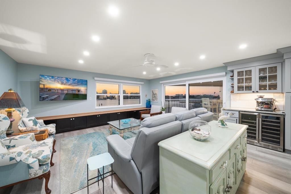 待售: $999,000 (3 贝兹, 3 浴室, 1772 平方英尺)