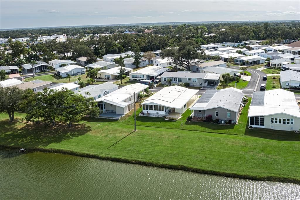 待售: $229,000 (2 贝兹, 2 浴室, 1300 平方英尺)