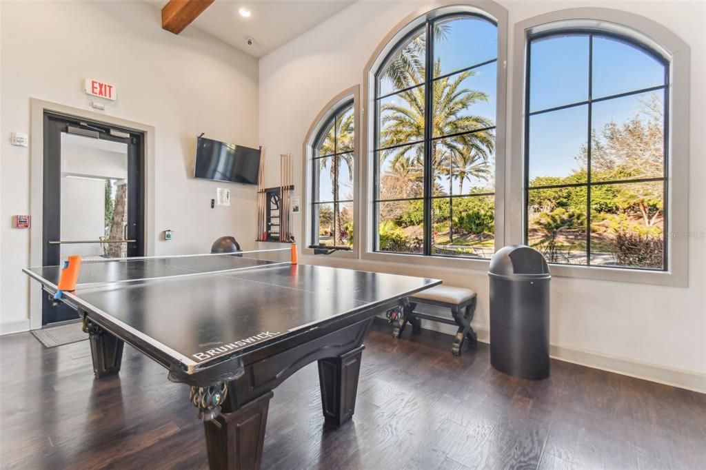 На продажу: $625,000 (3 спален, 2 ванн, 1874 Квадратных фут)