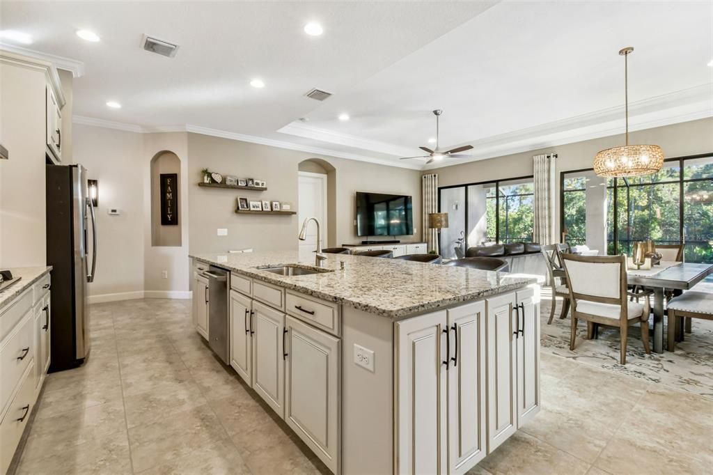 На продажу: $625,000 (3 спален, 2 ванн, 1874 Квадратных фут)