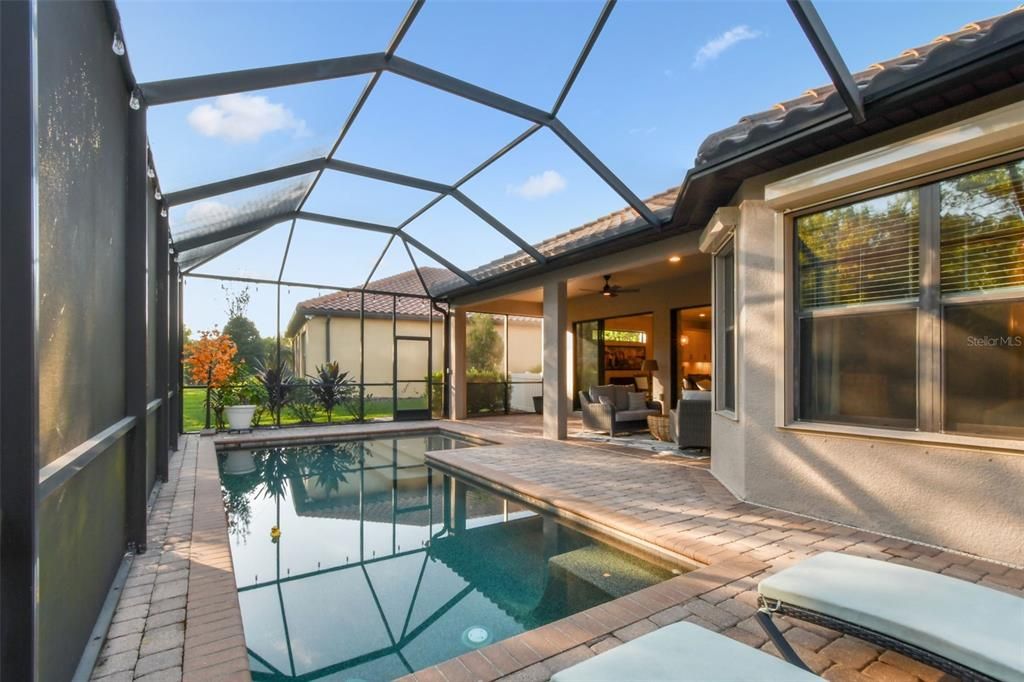 На продажу: $625,000 (3 спален, 2 ванн, 1874 Квадратных фут)