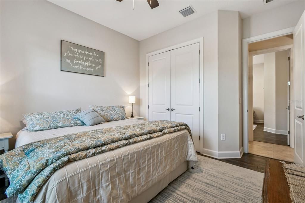 На продажу: $625,000 (3 спален, 2 ванн, 1874 Квадратных фут)