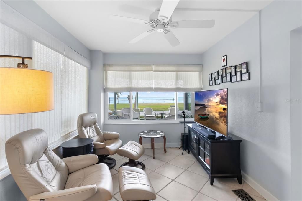 Active With Contract: $1,299,000 (2 beds, 3 baths, 1940 Square Feet)