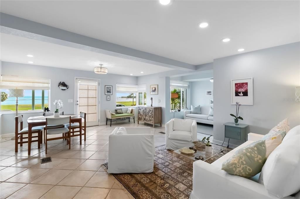 Active With Contract: $1,299,000 (2 beds, 3 baths, 1940 Square Feet)