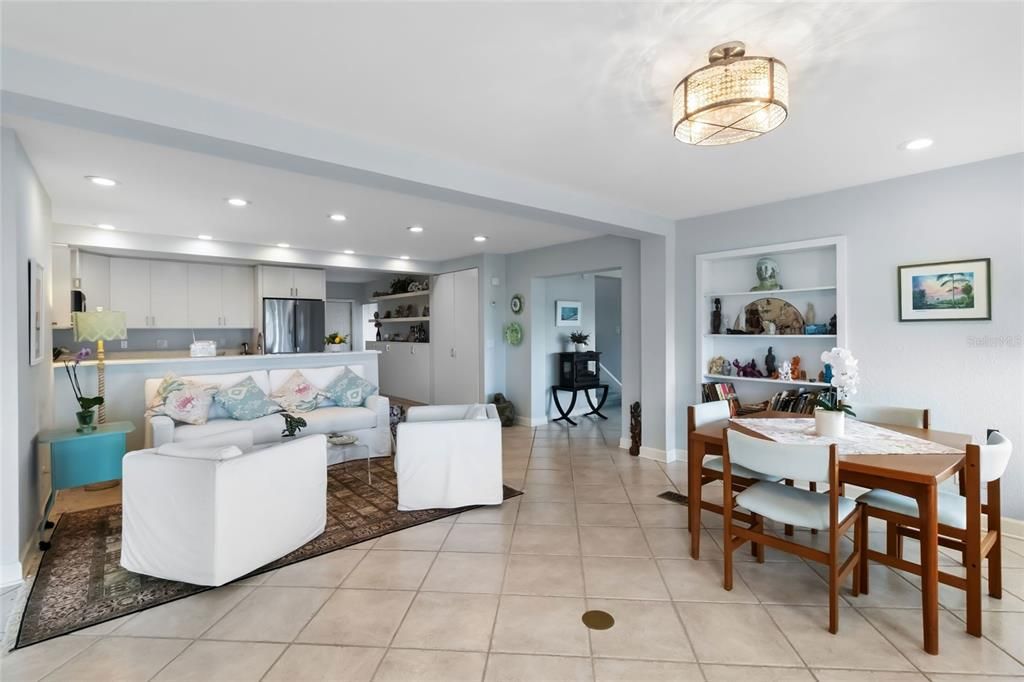 Active With Contract: $1,299,000 (2 beds, 3 baths, 1940 Square Feet)