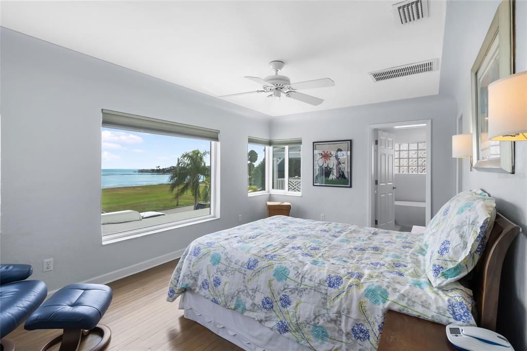 Active With Contract: $1,299,000 (2 beds, 3 baths, 1940 Square Feet)