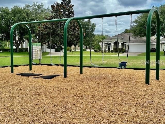 For Rent: $4,000 (5 beds, 3 baths, 3240 Square Feet)