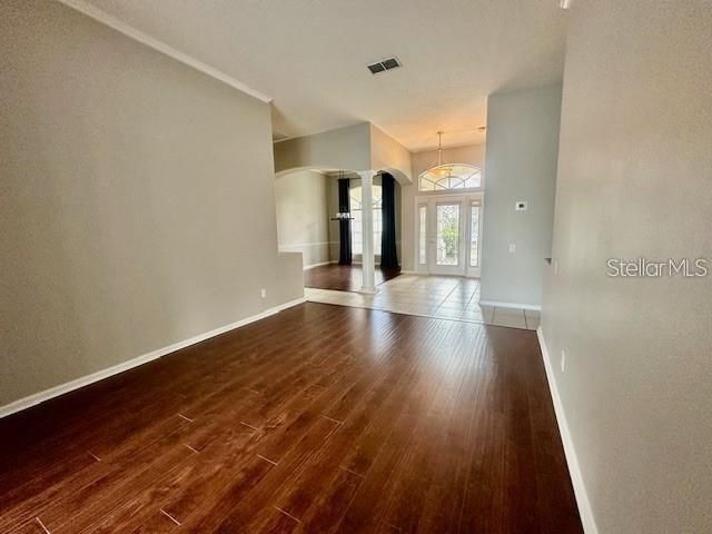 For Rent: $4,000 (5 beds, 3 baths, 3240 Square Feet)