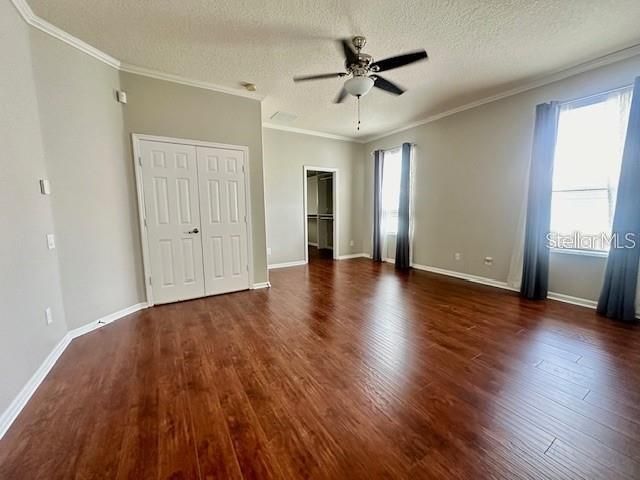 For Rent: $4,000 (5 beds, 3 baths, 3240 Square Feet)