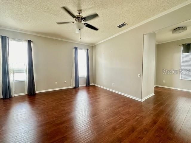 For Rent: $4,000 (5 beds, 3 baths, 3240 Square Feet)