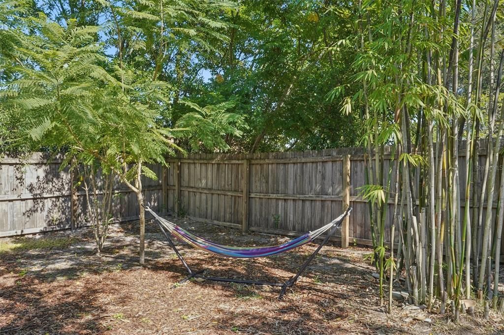 Active With Contract: $234,900 (2 beds, 1 baths, 1004 Square Feet)