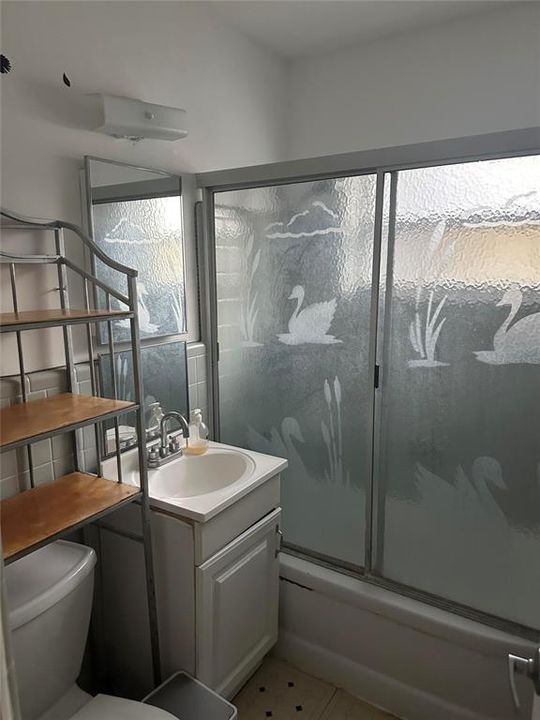 En Venta: $248,700 (3 camas, 1 baños, 1025 Pies cuadrados)