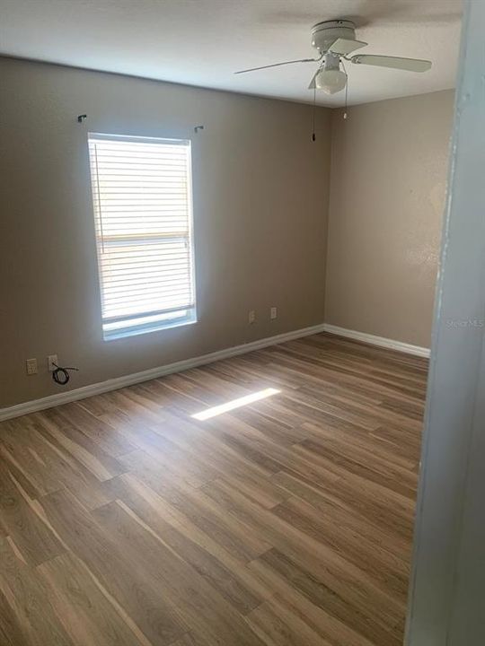 出租: $1,700 (3 贝兹, 2 浴室, 1373 平方英尺)