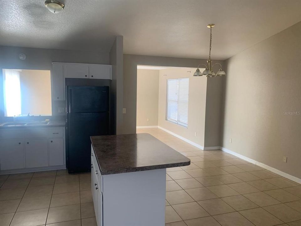 出租: $1,700 (3 贝兹, 2 浴室, 1373 平方英尺)